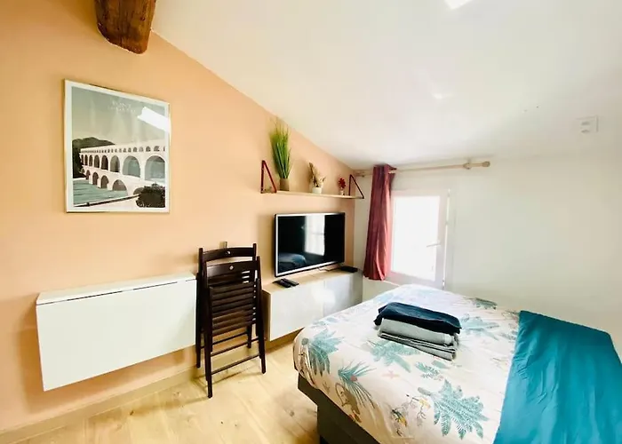 Tiny Flat - Coeur De Sous Les Toits Nîmes