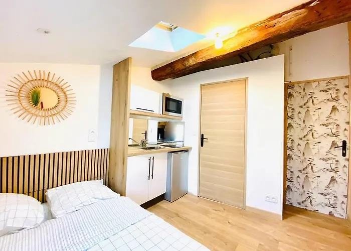 Tiny Flat - Coeur De Sous Les Toits Nîmes
